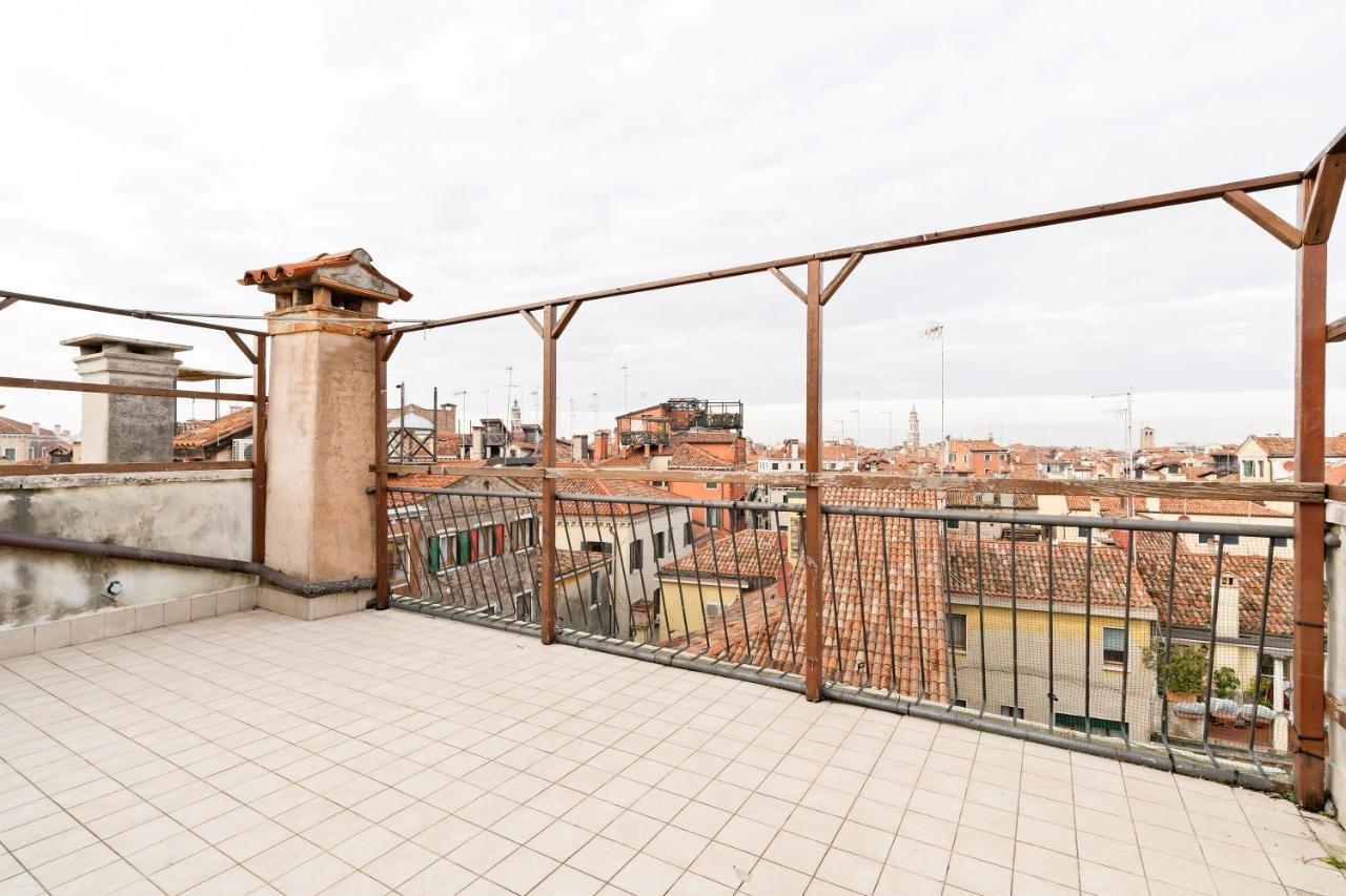 Ponte Di Rialto Penthouse With Panoramic Terrace Veneza Exterior foto